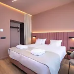 Viale Boutique 4*