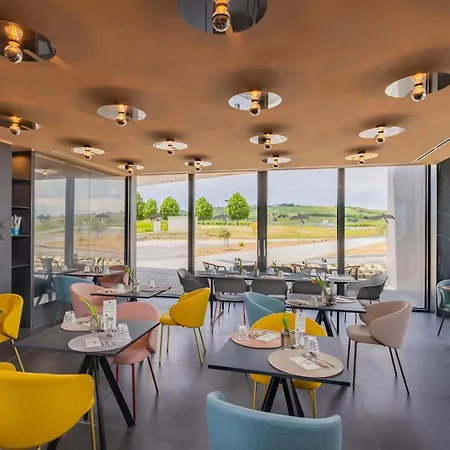 Viale Boutique Hotel 4*